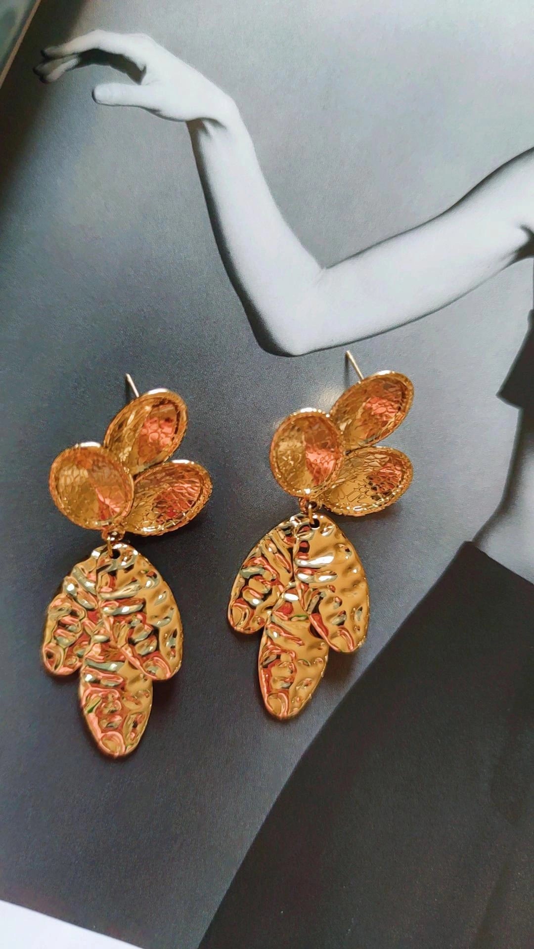 Boucles d'Oreilles SALOMÉ Doré