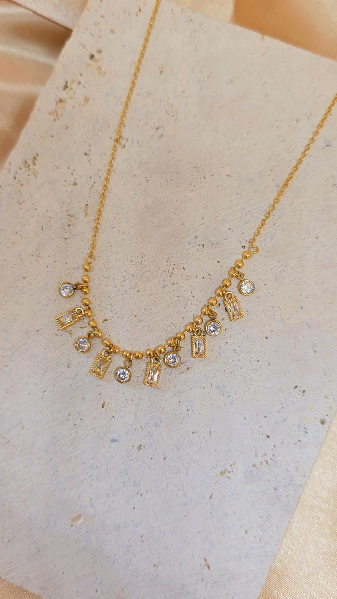 Collier LUCIO